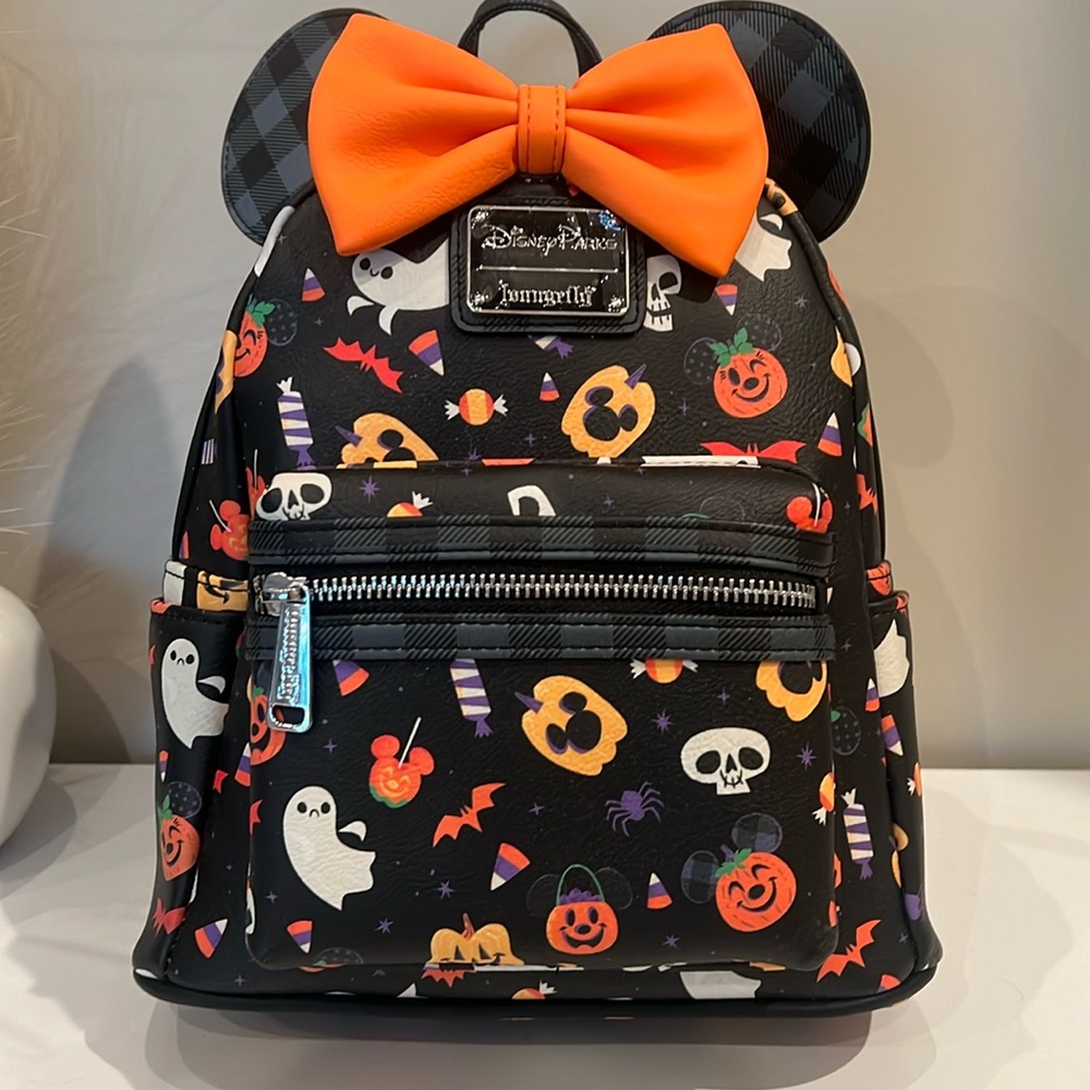 Disney Halloween Loungefly NWT